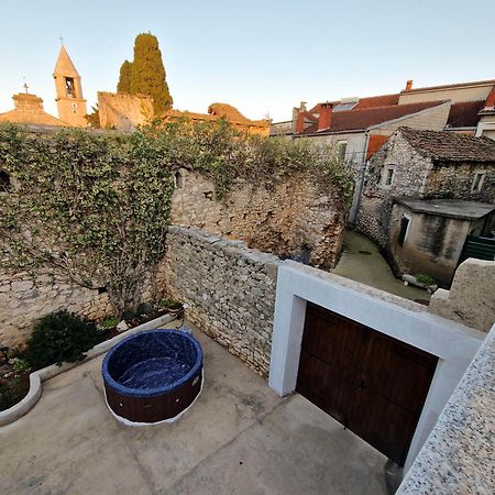 Villa Galleria Sukošan Buitenkant foto