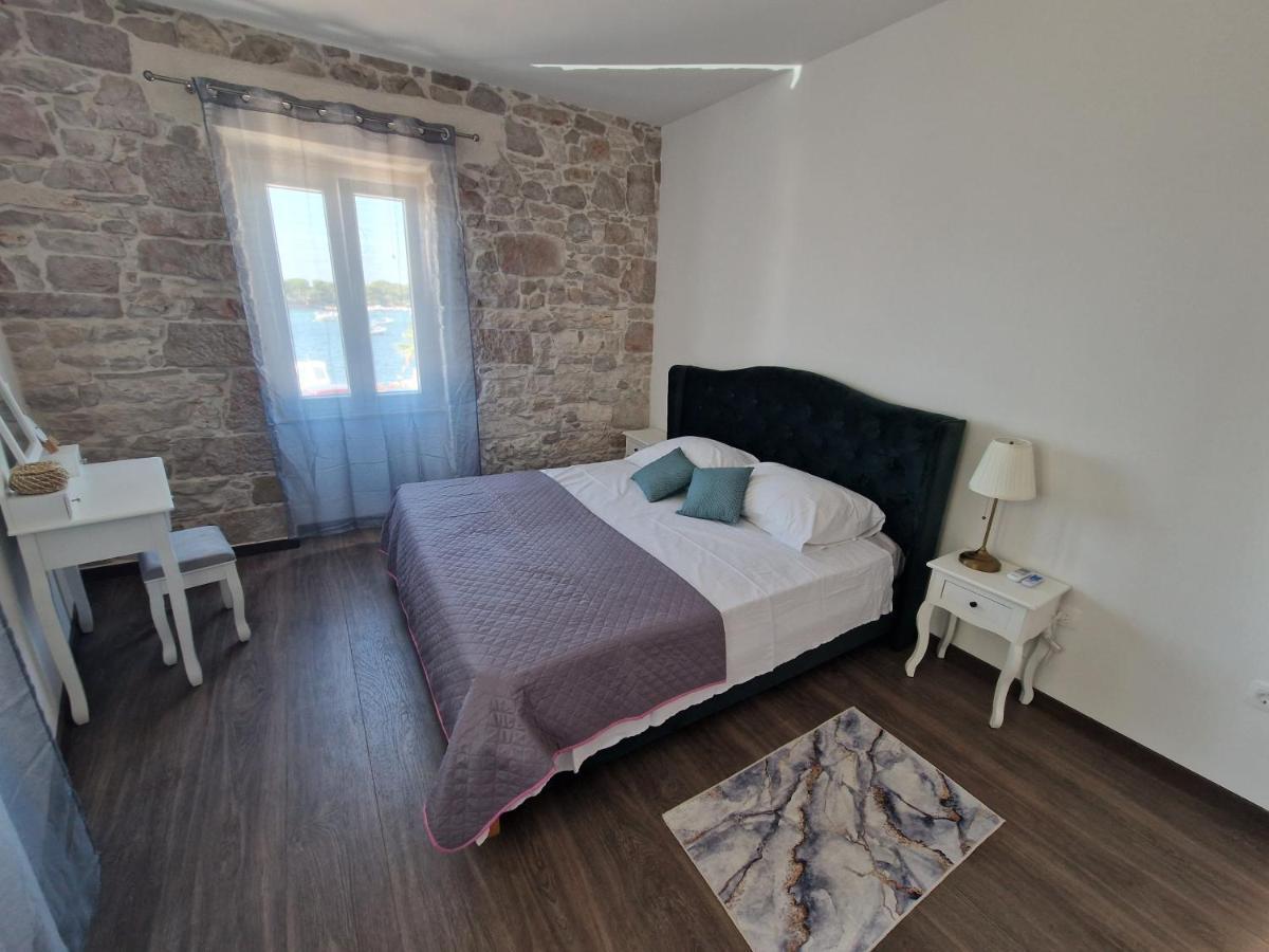 Villa Galleria Sukošan Buitenkant foto