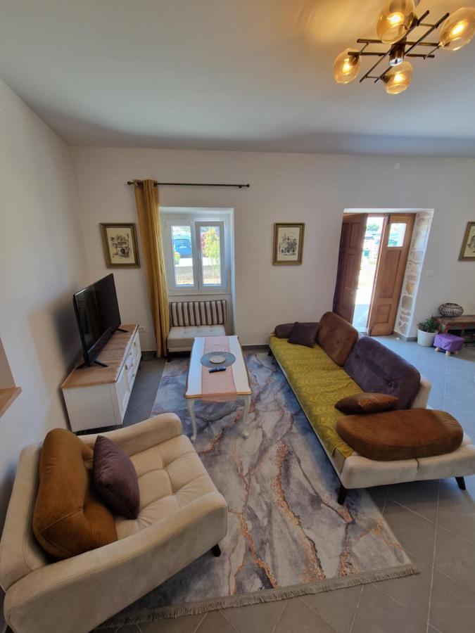Villa Galleria Sukošan Buitenkant foto